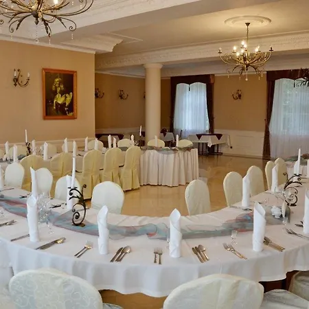 Dwór W Zabużu Zabuze