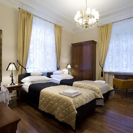 호텔 Dwor W Zabuzu Zabuze