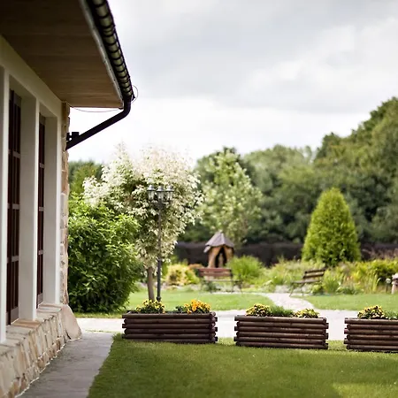 Dwór W Zabużu 4* Zabuze