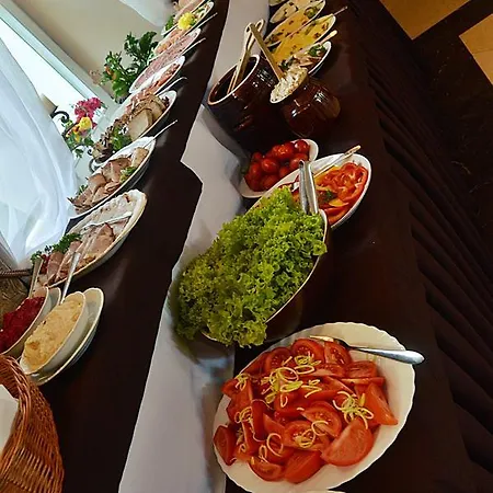 Hotel Dwor W Zabuzu Zabuze